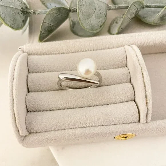925 Sterling Silver Pearl Ring Bar Ring Minimalist Dainty Ring Pearl Accent Ring - Picture 4 of 8